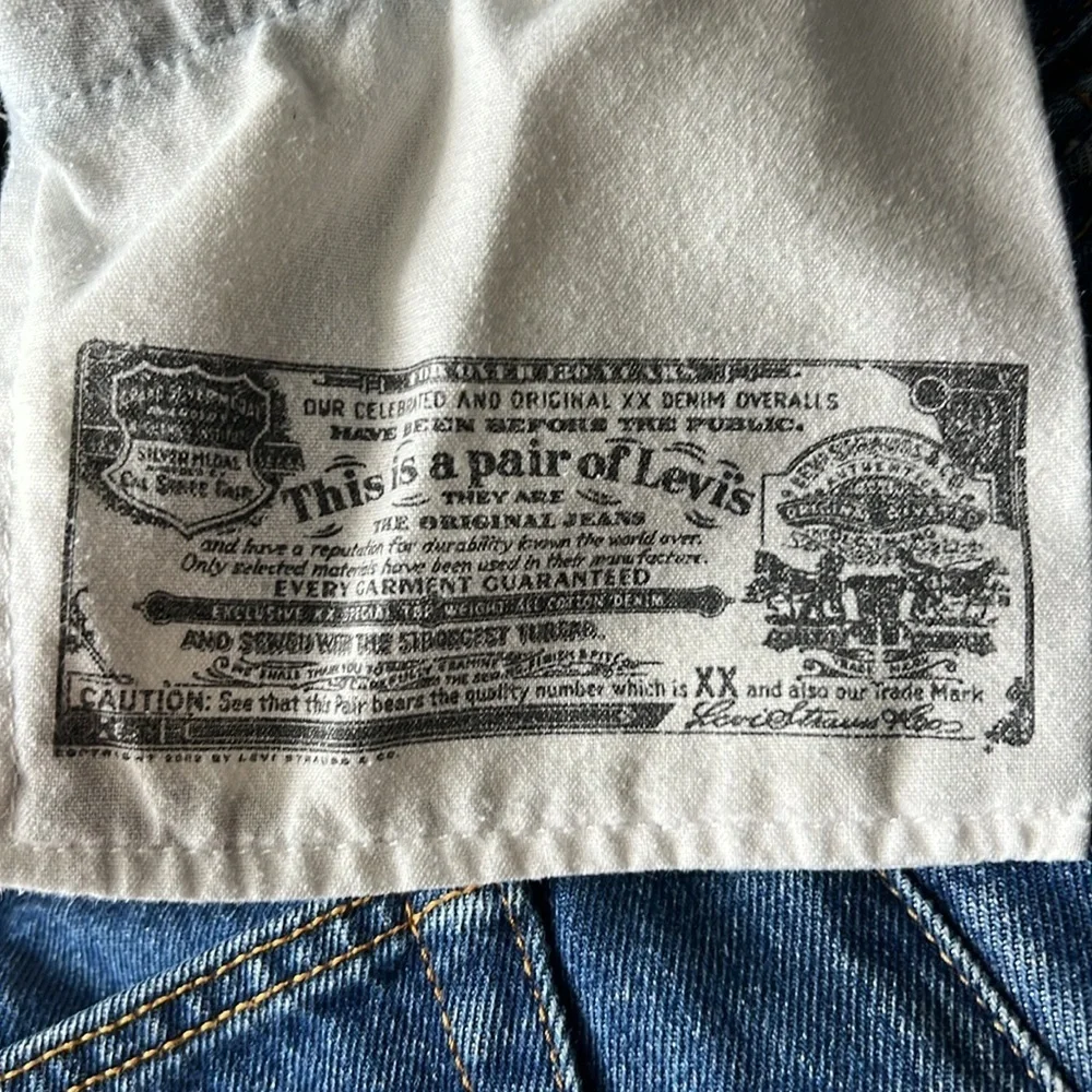 Levi’s 501 button fly jeans men’s 38X31 read description